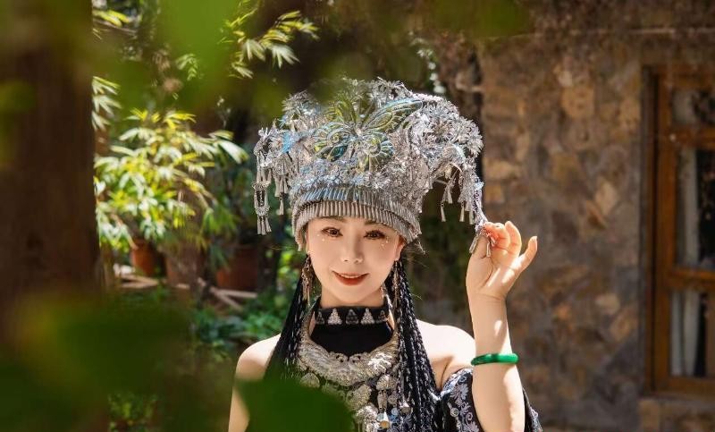 大香奶子里品尝姐姐香