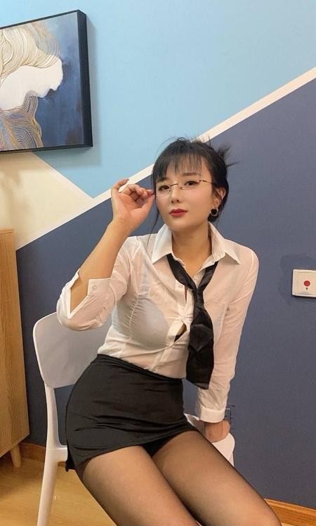 成华OL御姐九儿