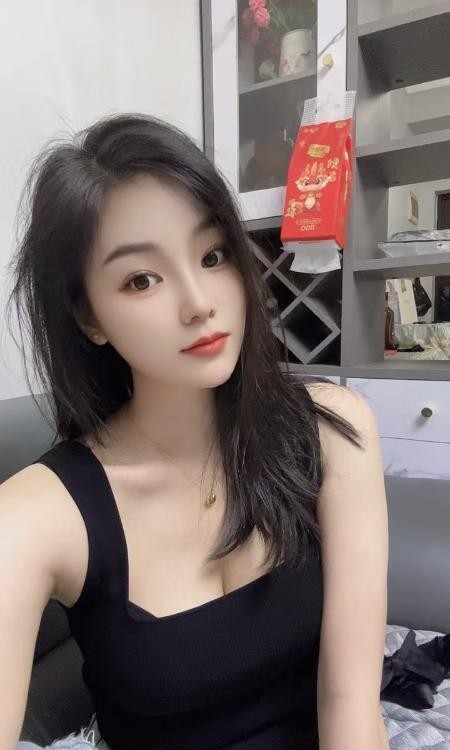 性感腿模小辣椒