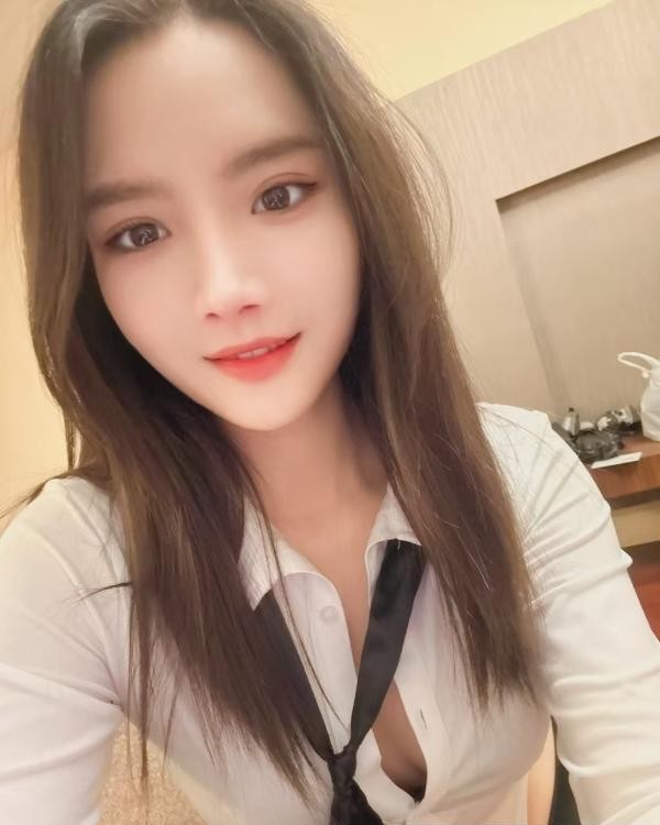 园区小骚货真真