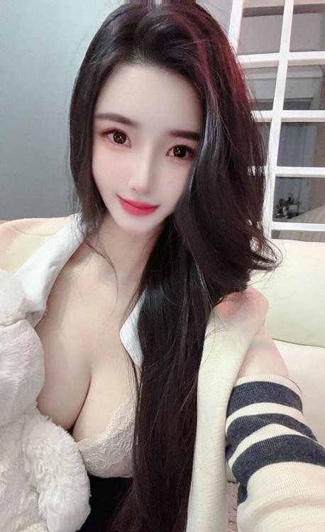 舌吻御姐七夏老师