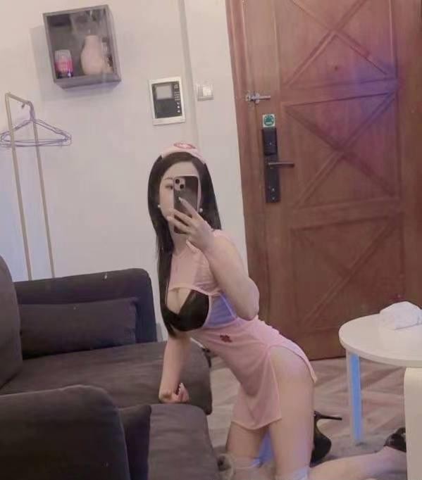 双流制服骚货御姐