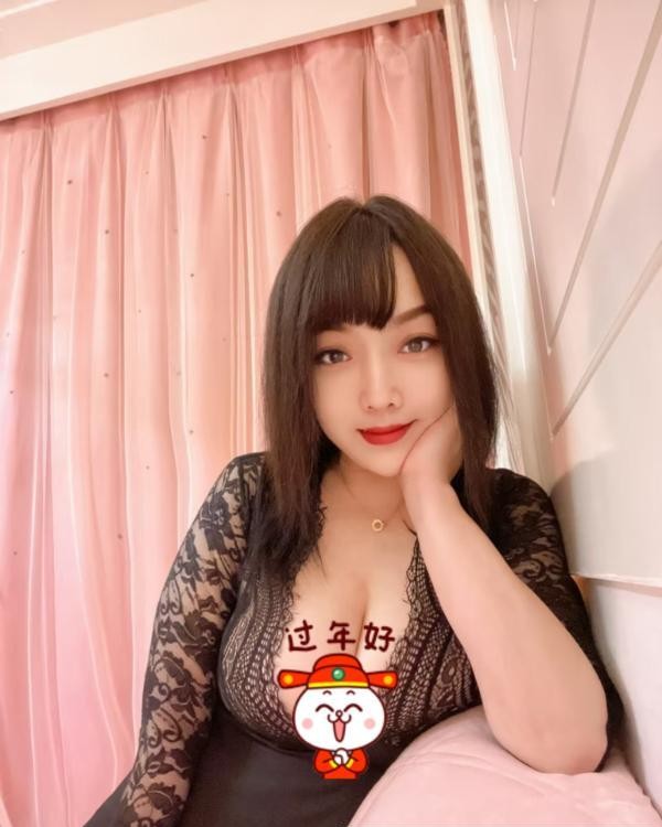 武昌大奶小姐姐