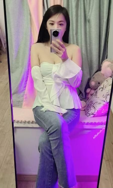 成都姐妹花依灵儿