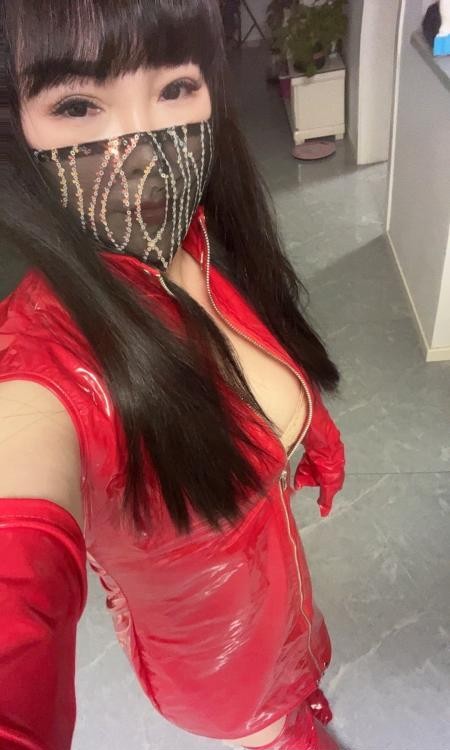 服务行的少妇小雨