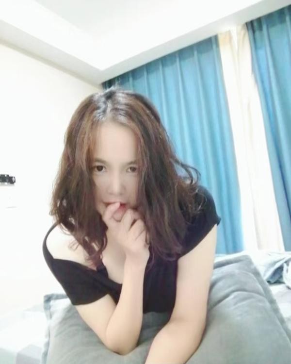 喷潮小骚妇七喜