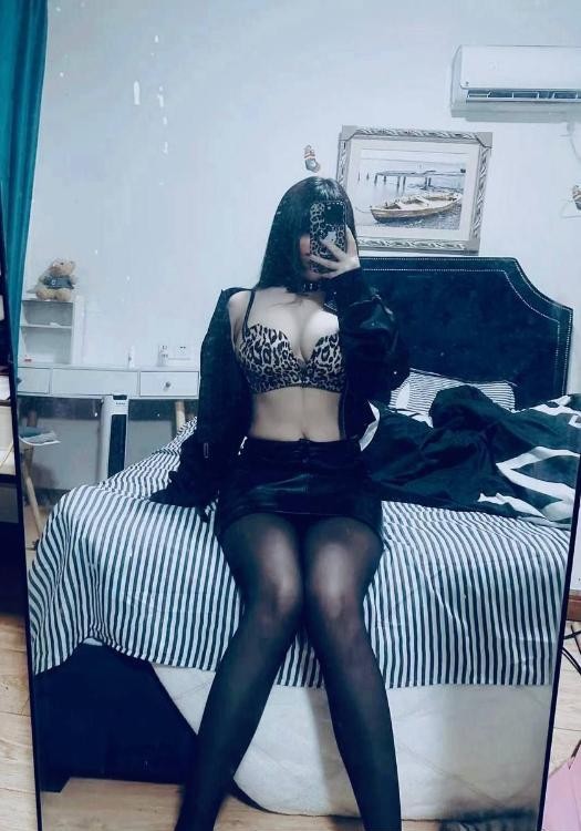 性感身材翘臀馨菲