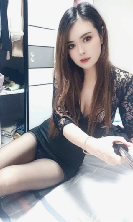 虎丘长腿性感美女