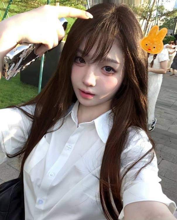 三点粉嫩玲玲后妹子