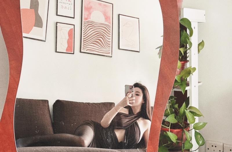 一字马小幸运老师