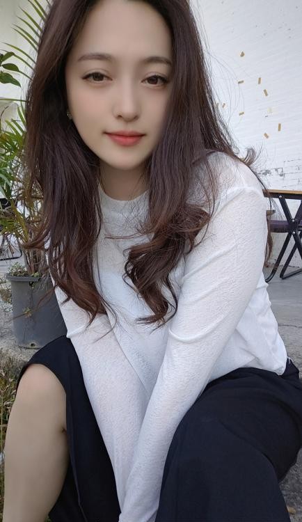 越秀眼镜轻熟妇