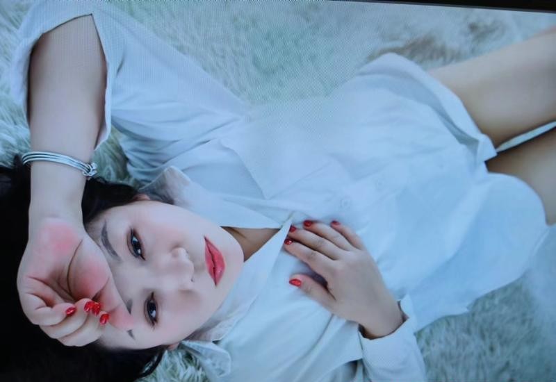 丰满迷人川妹子