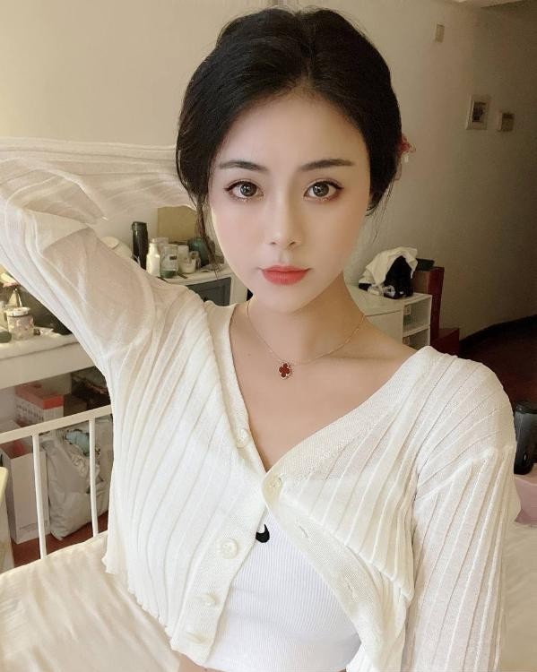 可爱性感纯欲女友