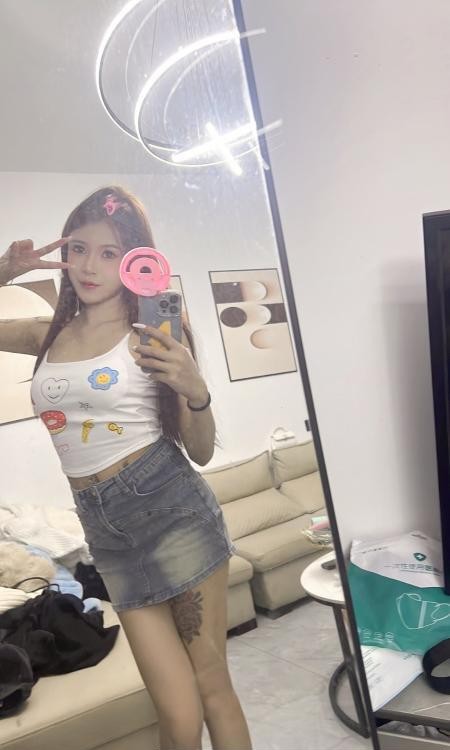 二刷纹身性感小姐姐