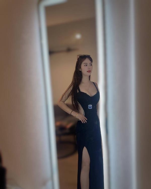 天津长腿小腰女