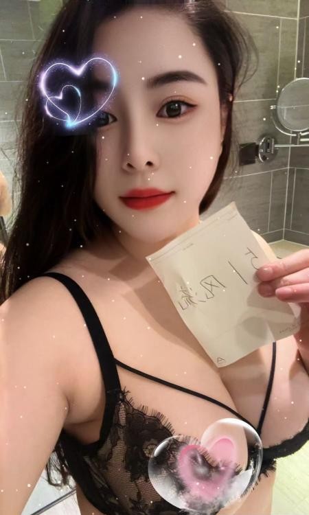 园区甜美E奶少妇