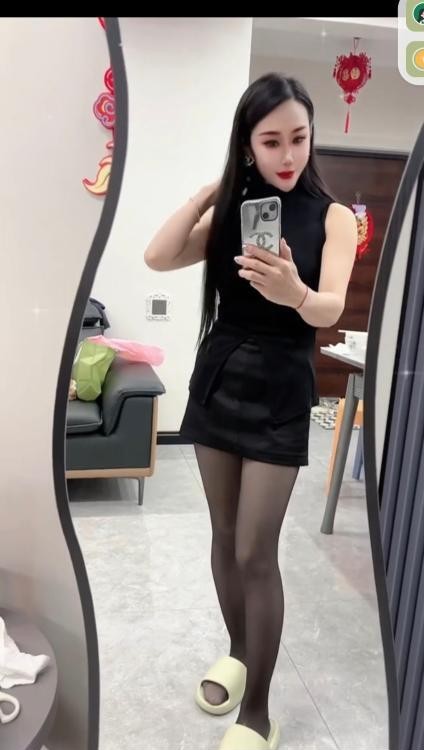 出击大高个御姐