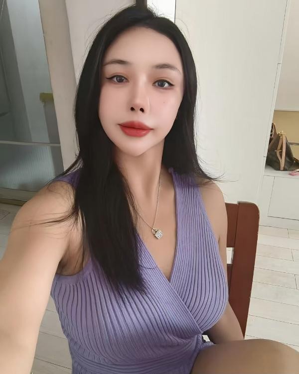 风情万种的少妇蓓蓓