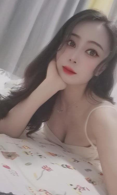 高挑大奶水床雪儿