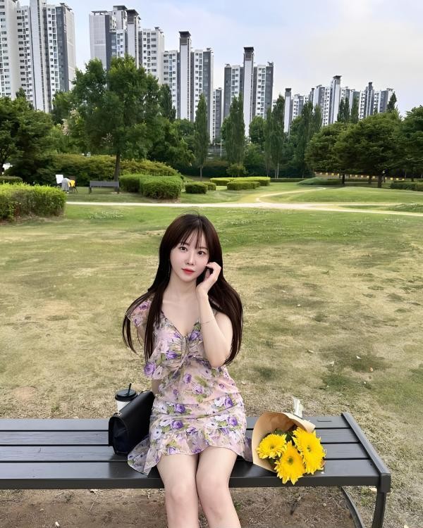 小店高颜值纯御妹子