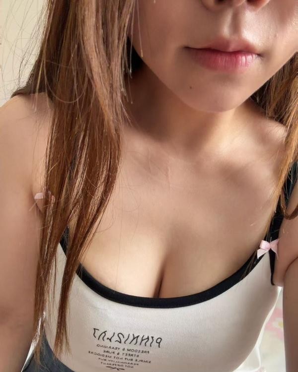 性价比苗条小少妇