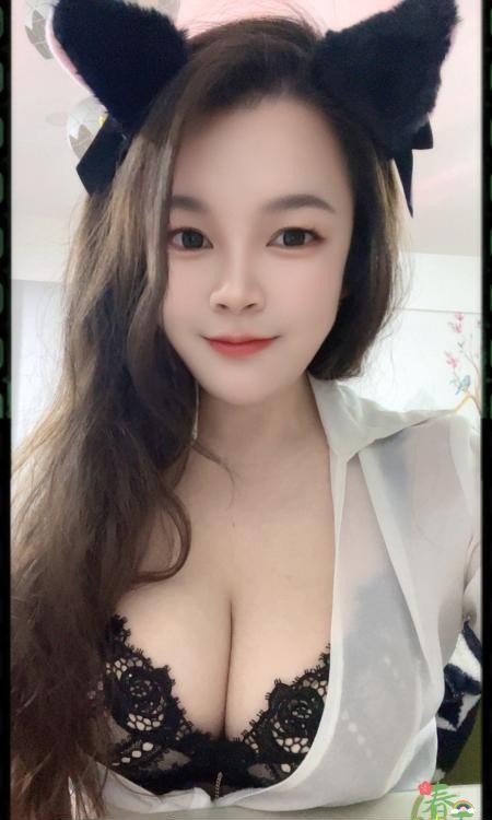 G乳翘臀骚逼推荐