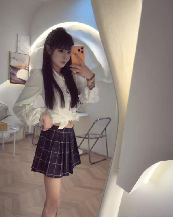 滨湖纹身兼职小嫩妹