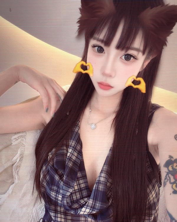 滨湖纹身兼职小嫩妹