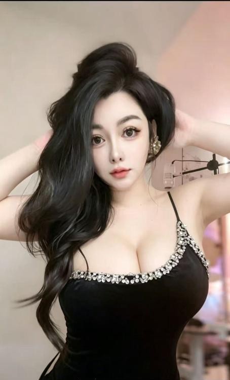 天然F乳丰满女神