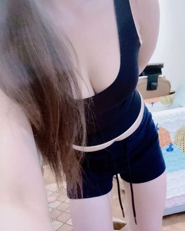 渝北大奶骚妹小七