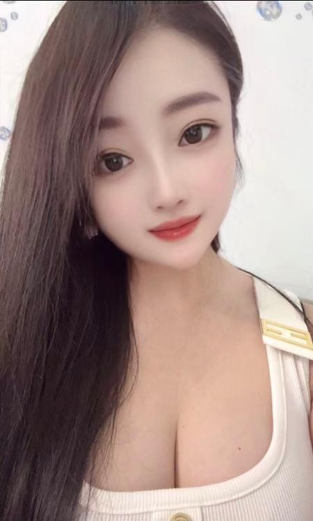 二刷大奶妹