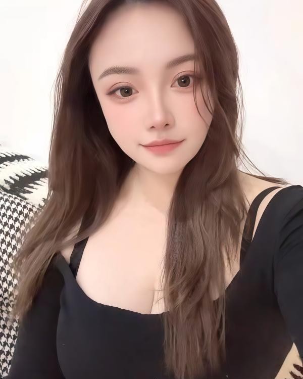 岳麓F奶小琴