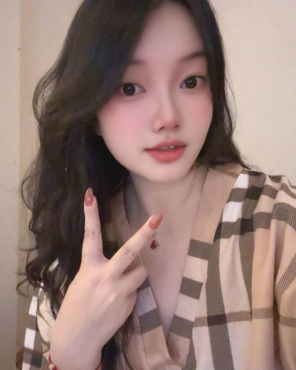 丰满大胸服务系小夭