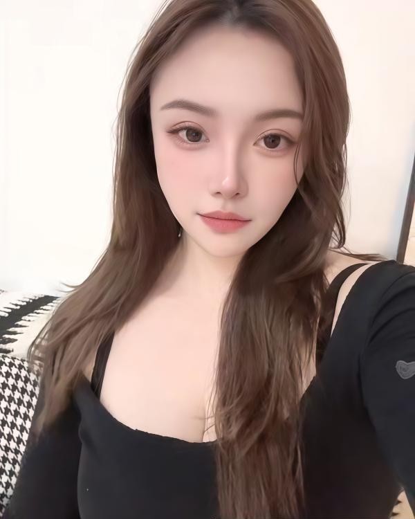 岳麓F奶小琴