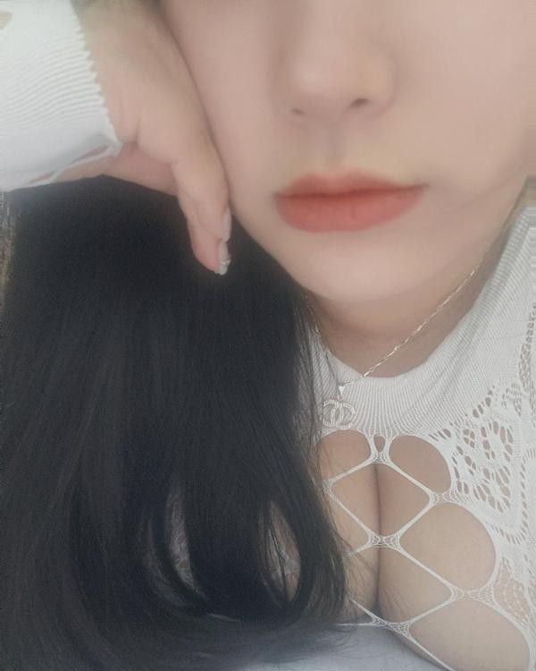 丰满bbw小姐姐