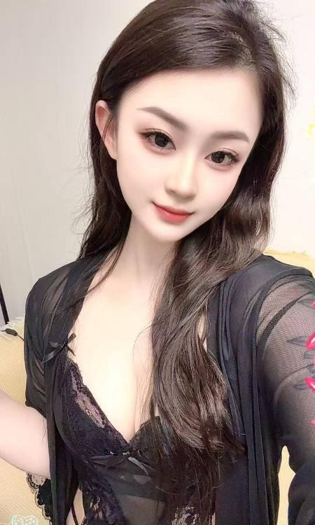 服务型嫩妹
