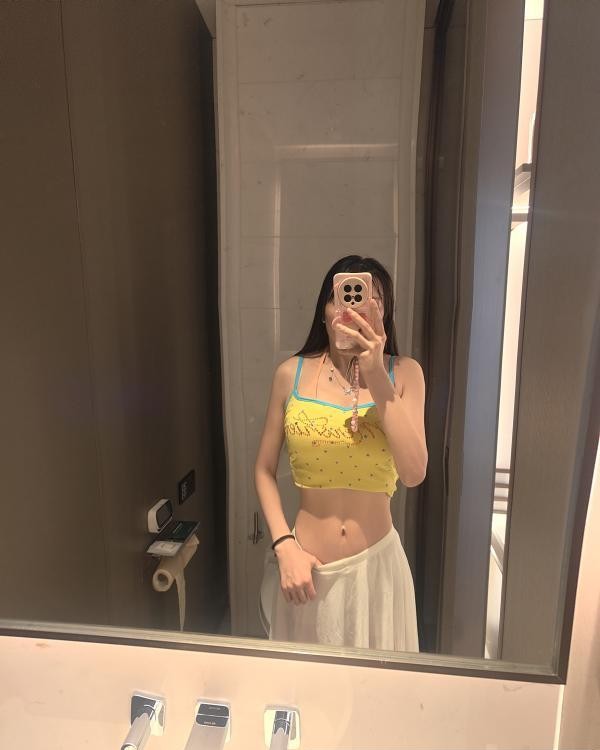 上城身材苗条少妇青青