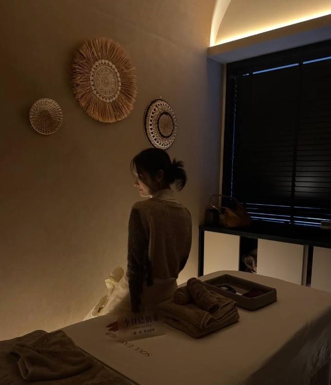 贵阳嫩妹高端定制