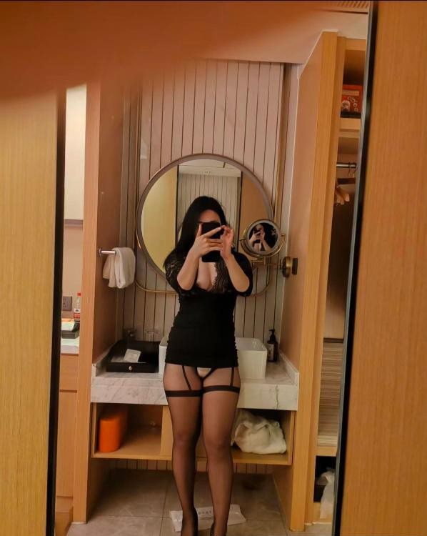 青羊区性感御姐飘飘