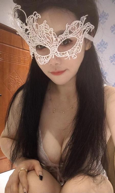 可舌吻69的莞式女王
