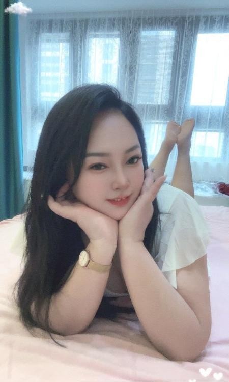 丰满美乳少妇