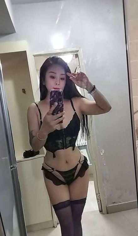 大兴性感风骚大胸妹子