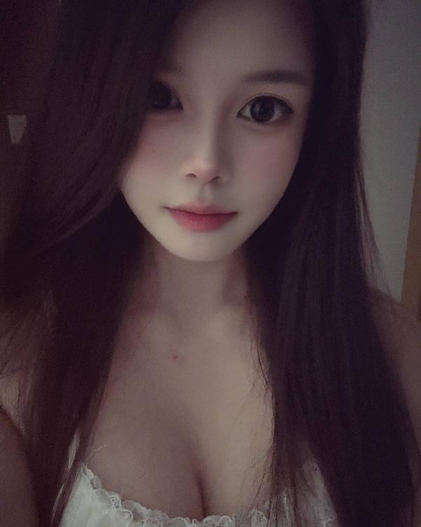 坂田甜美小艾