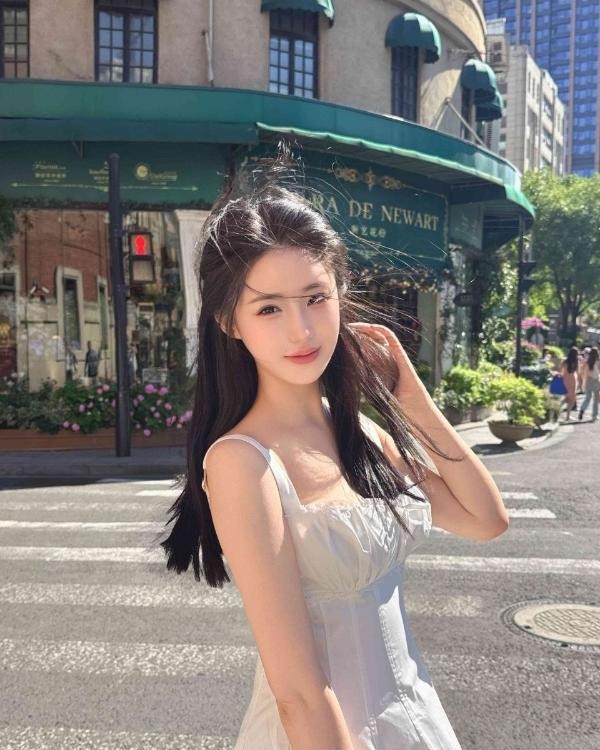 清纯颜值女友薇薇老师