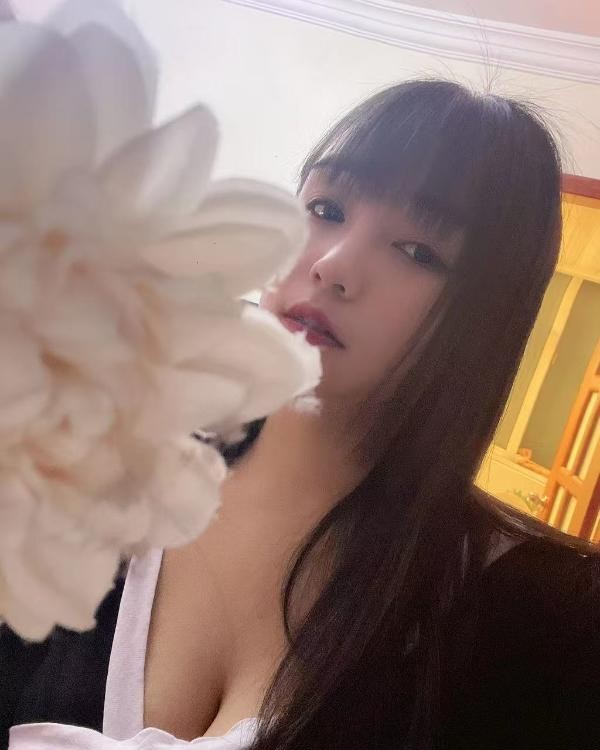 风骚大奶小余