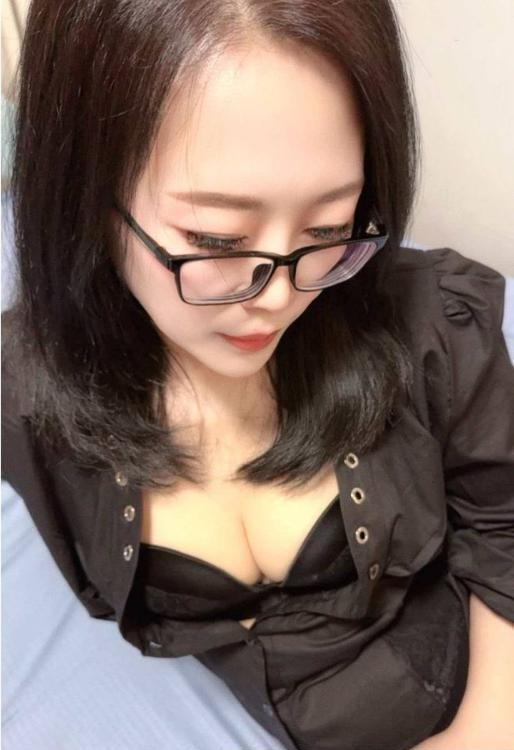 下沙性感嫩妹