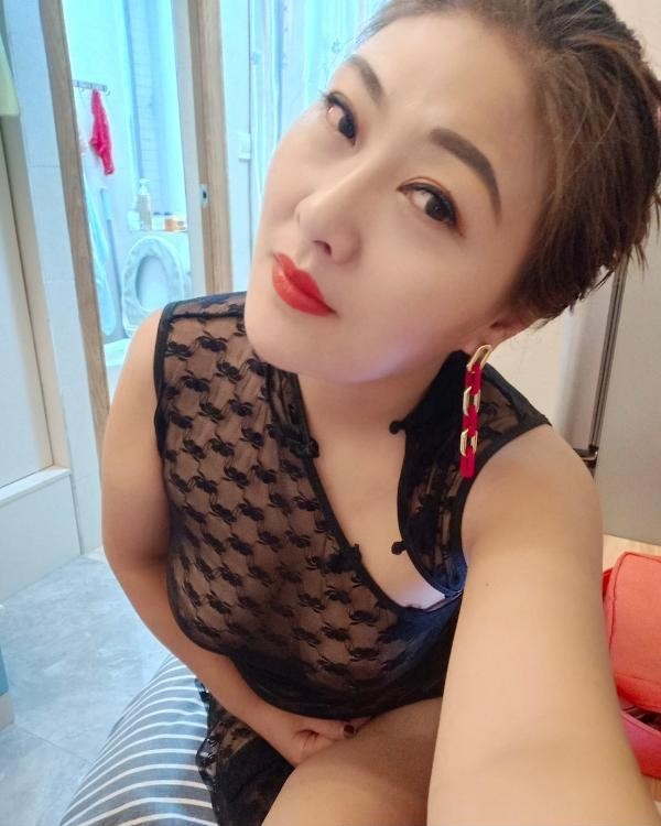 东北美少妇黄妮
