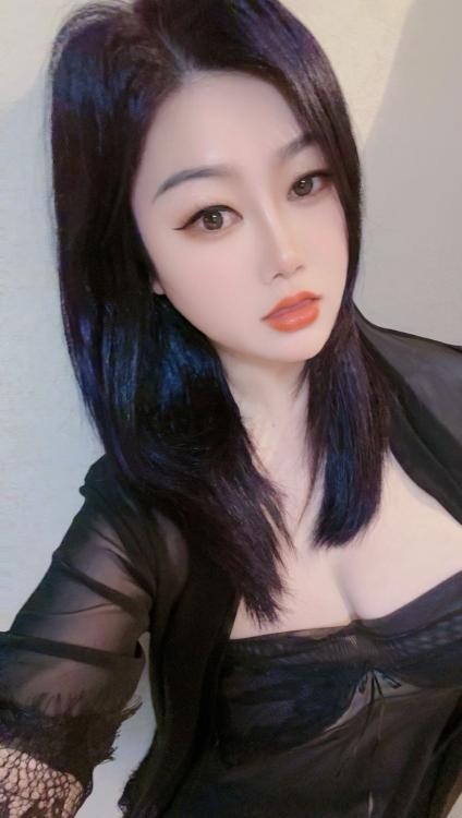 后入肥臀大奶阿紫