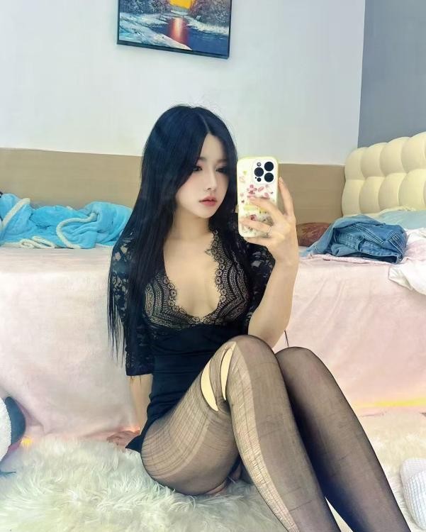 Tiamo黑丝主播