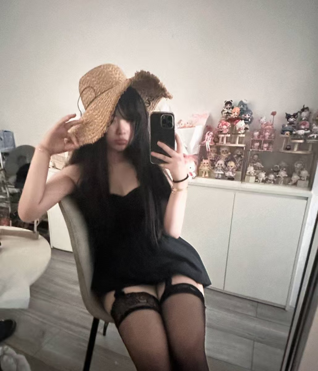 十八岁巨乳嫩妹